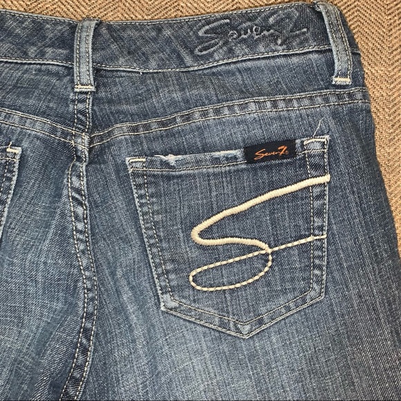 EUC Seven7 Flare Jeans Size 4. - Picture 5 of 9